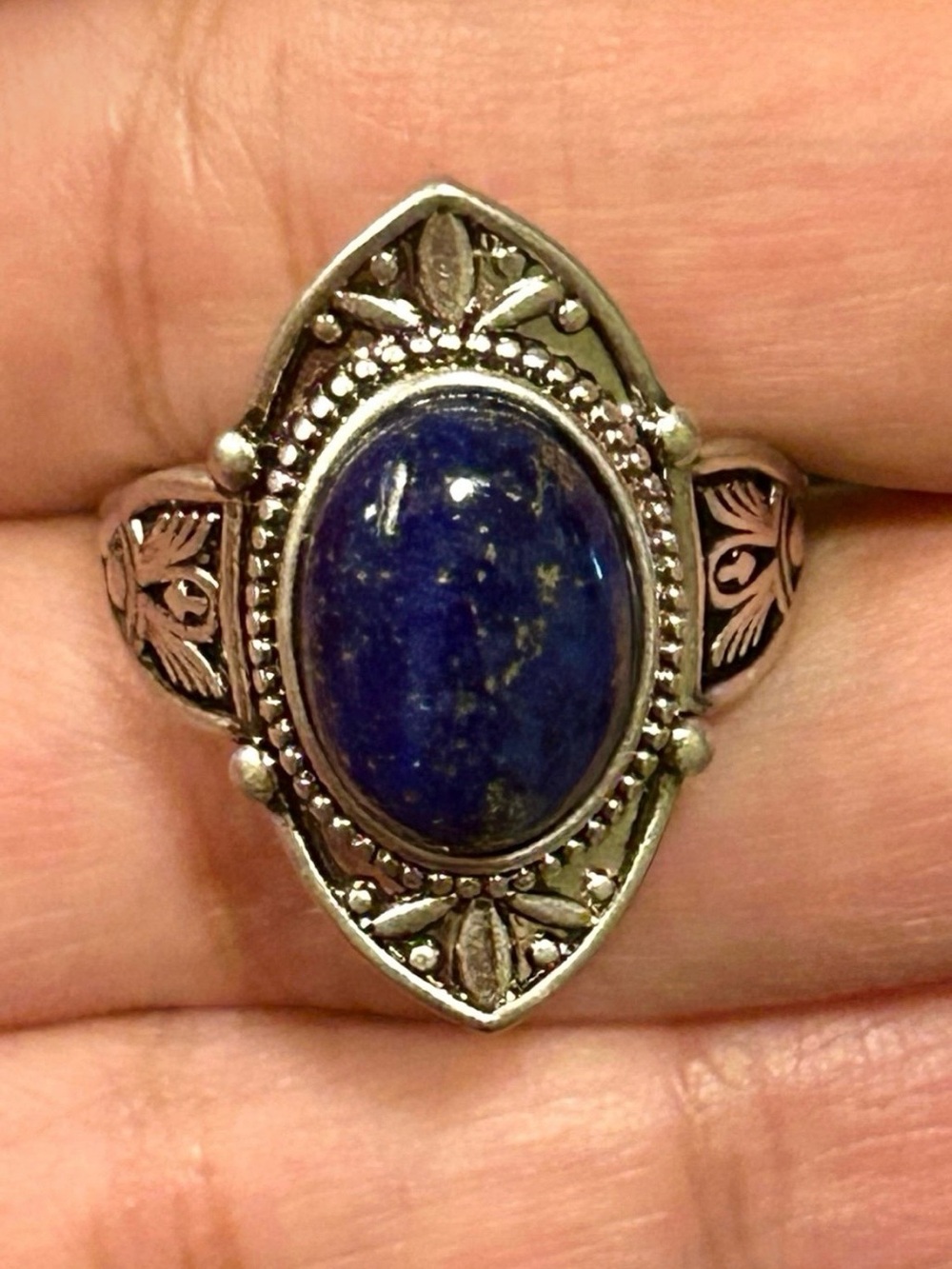 Sterling Silver Lapis Lazuli Crystal Ring Size 9 - Deep Blue